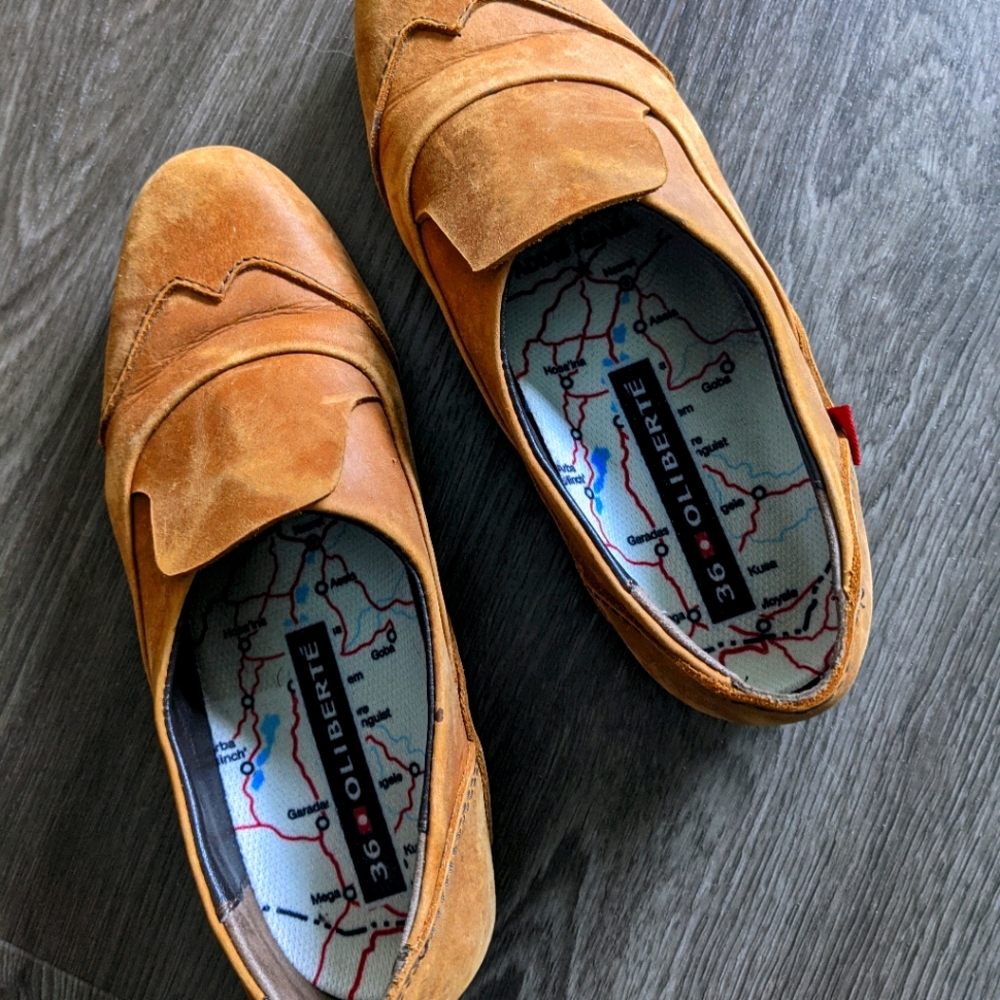 Oliberté 36 Light Brown Leather Flats